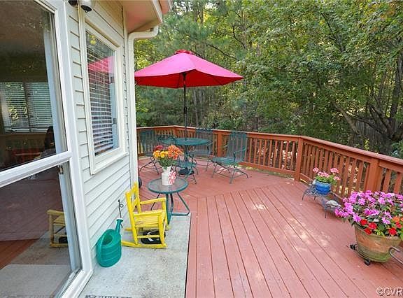 4th image of 3142 Lake Village Dr #3142