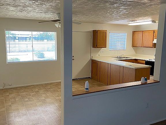 Living Rm / Fmly Rm / Kit