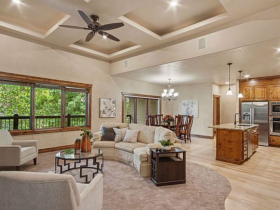 5th image of 1325 W Wicklow Ct