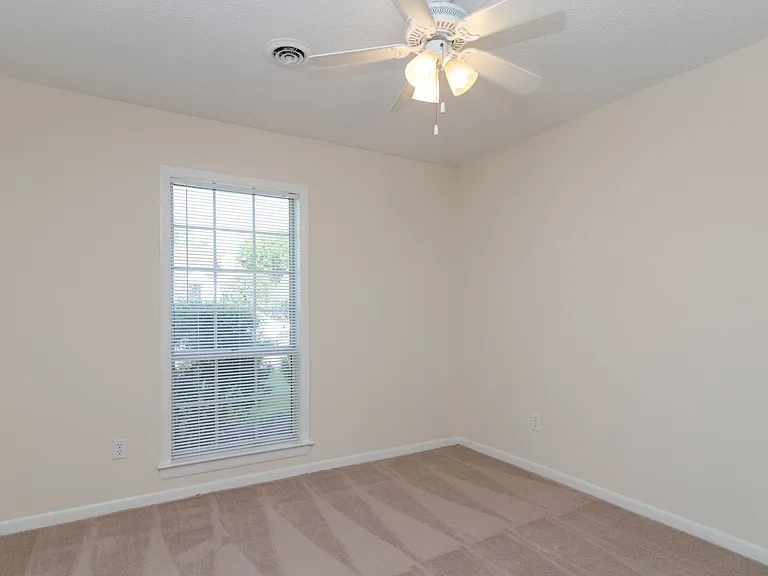 4102 Bear Ct — Photo 8