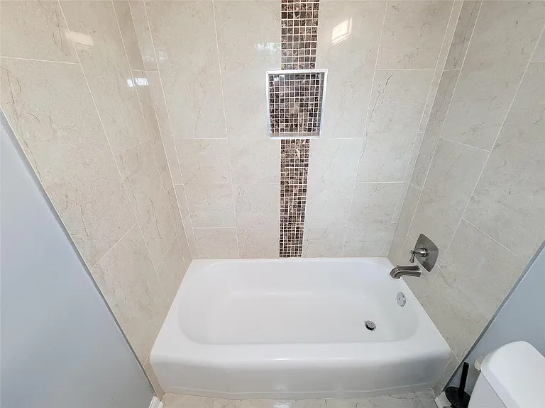 5846 Ettrick Dr — Photo 27