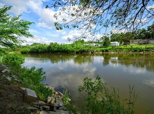 19994 Lead Mine Rd, Anamosa, IA 52205