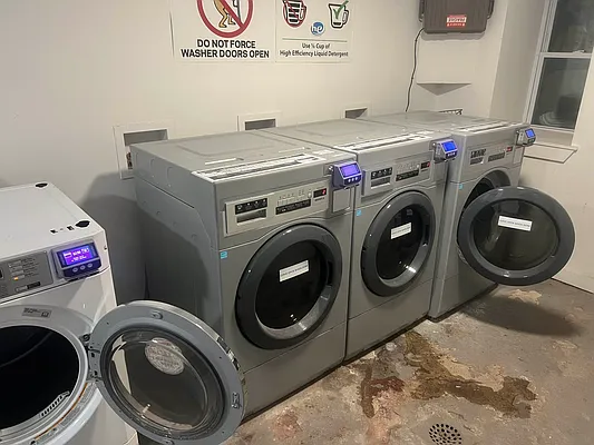 Rented by Bond New York | media 19