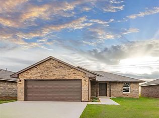 1624 Highland Loop, Guthrie, OK 73044