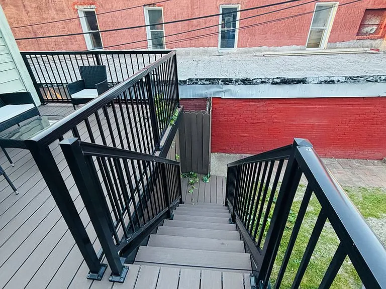 5210 Butler St — Photo 15