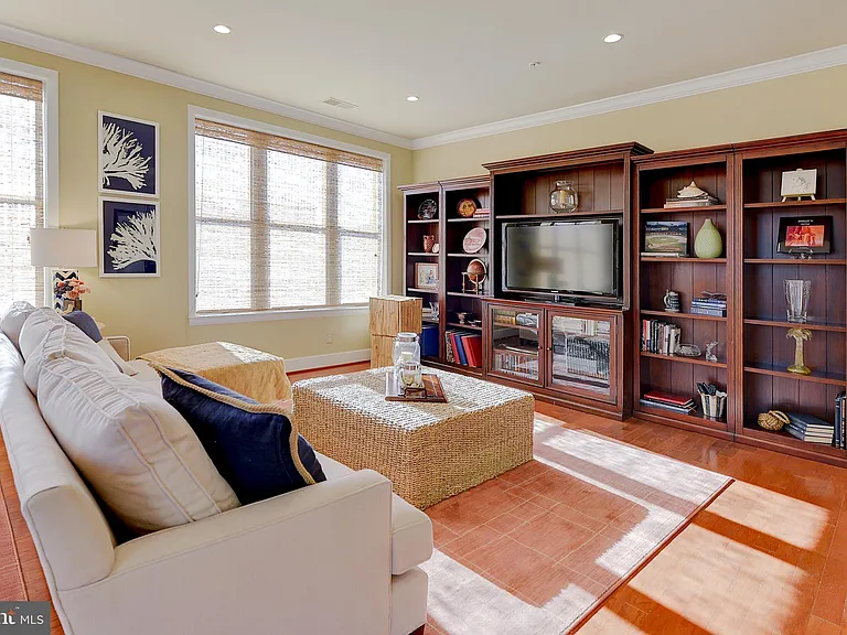 1800 Wilson Blvd #310 — Photo 7