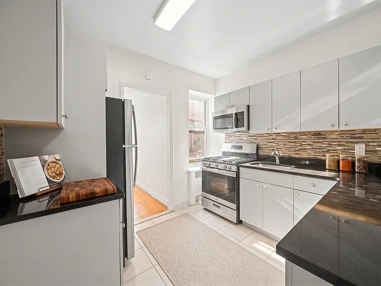 6864 Yellowstone Blvd #A12 — Photo 2