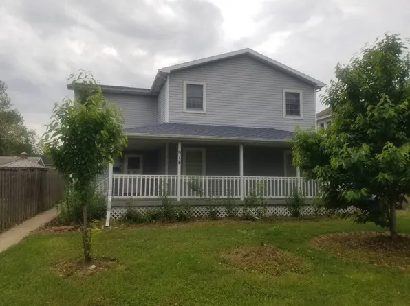 918 6th St #3, La Salle, IL 61301