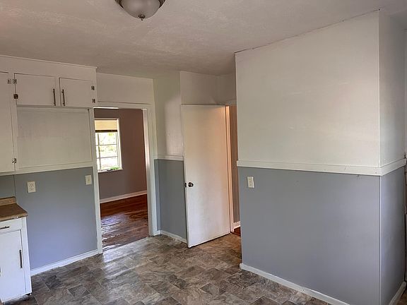 Kitchen to living room