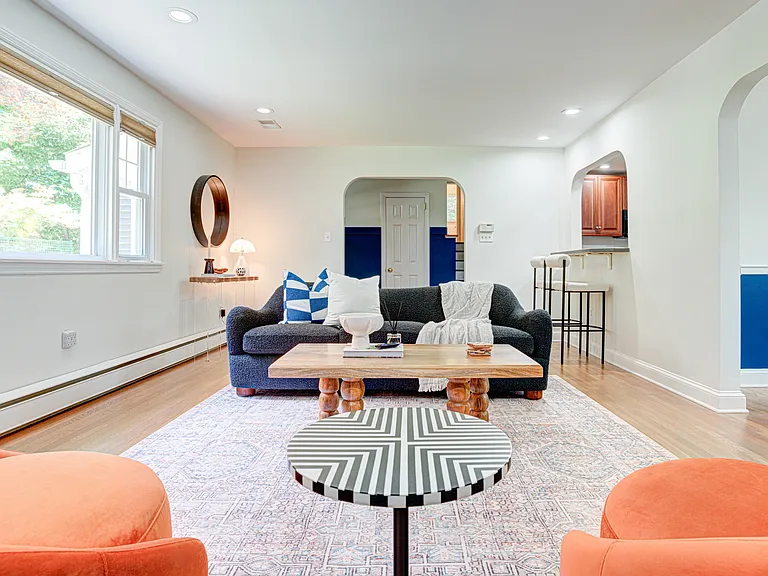 7 Carol Ln — Photo 5