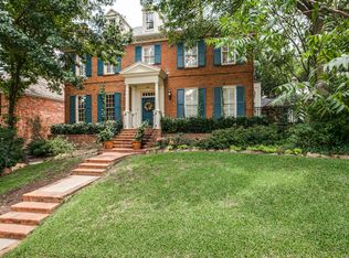 3015 Shadow Dr W, Arlington, TX 76006