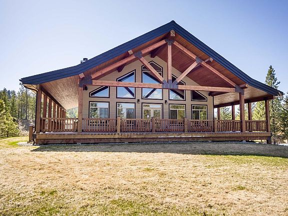 4th image of 210 Kokanee Dr