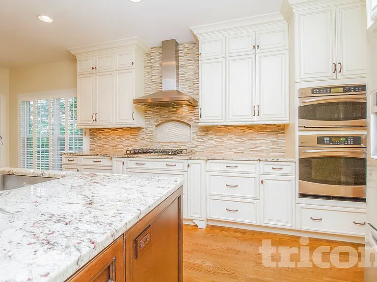 3010 Bonaventure Ct — Photo 6