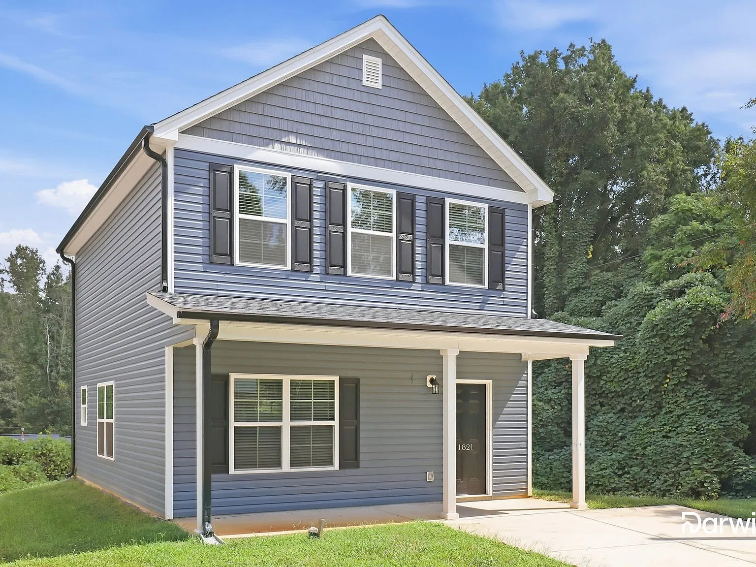 3 bed, 2.5 bath, 1280 sqft, $1,580 — Photo 2