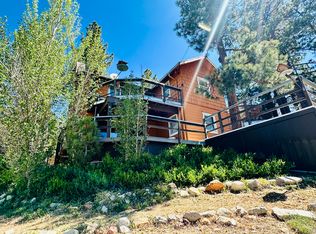1002 Brookside Ln #1, Fawnskin, CA 92333