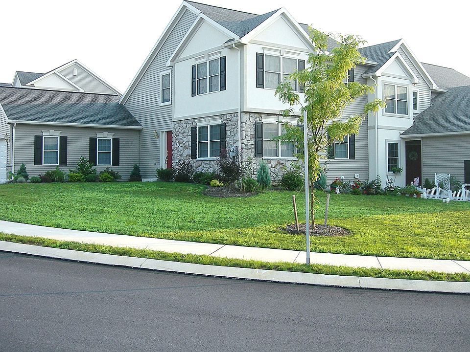 Front of Similar House