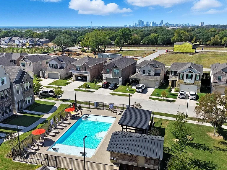 7503 Millingston Rd — Photo 32