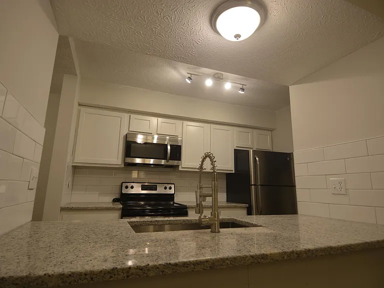 1689 Park Row Dr — Photo 9
