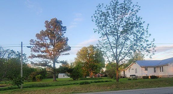2nd image of 19 Turkey Scratch Rd