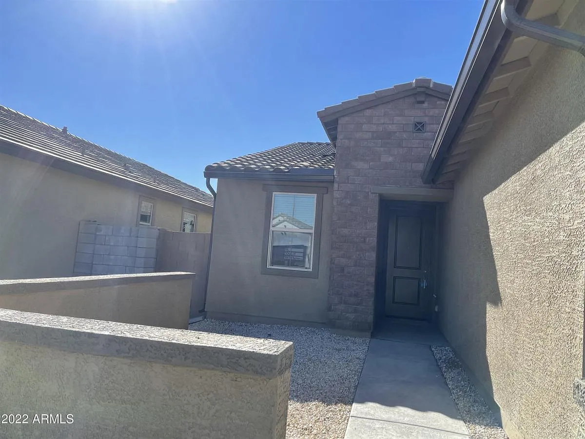 Building Photo - 9003 W Bethany Heights Dr