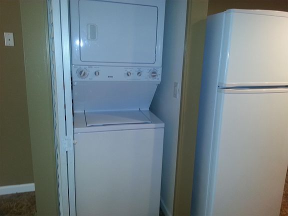 2nd image of 3301 W Loma Ln Unit 2