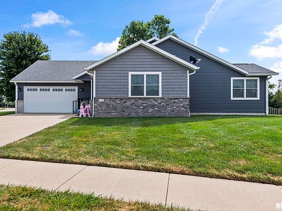 4th image of 600 Burberry Ln