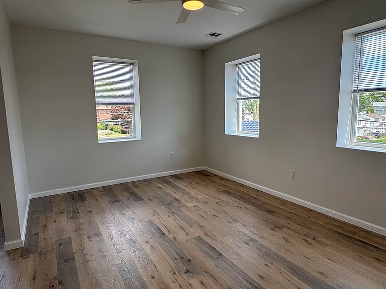 49 Summit Ave #2 — Photo 13