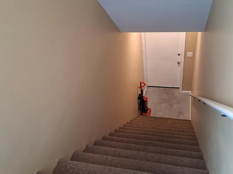 623 Hancock St — Photo 4
