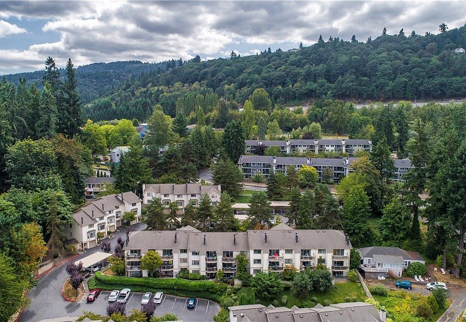 1st image of 4165 178th Ln SE APT 101