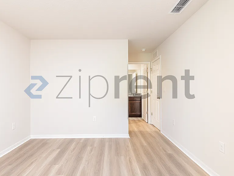 129 Wellwood Ln #B — Photo 7