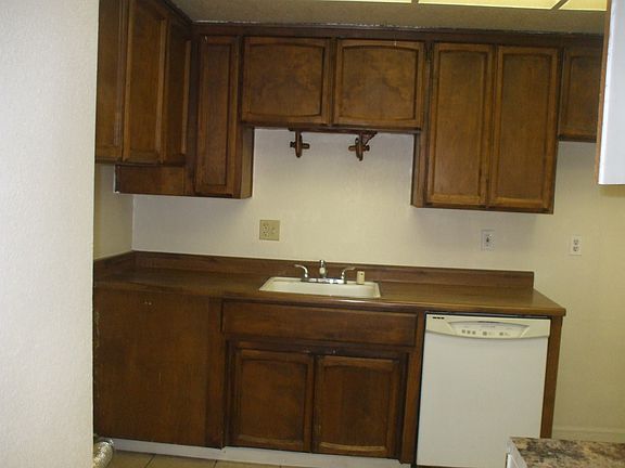 3rd image of 7857 Lialana Way
