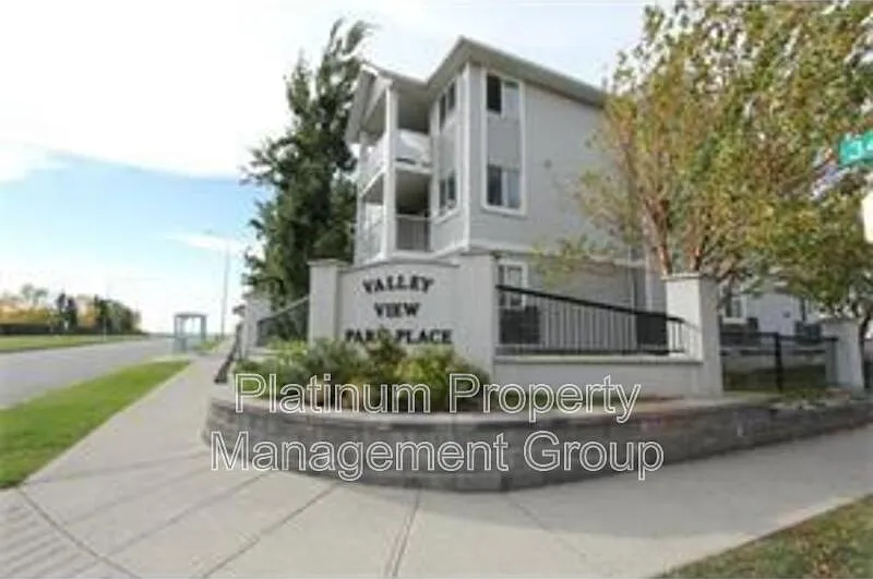 2 bed, 2.0 bath, 954 sqft, $1,800 — Photo 1