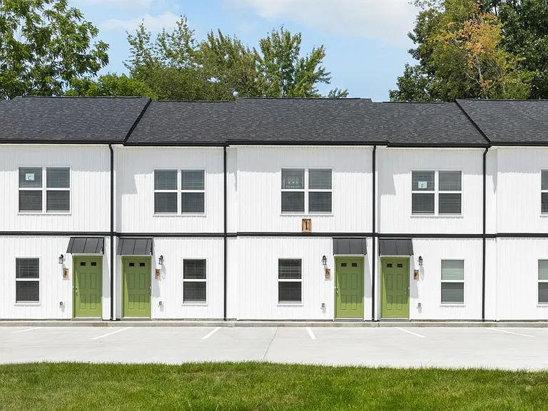 215 Notgrass Rd #D-1 — Photo 11