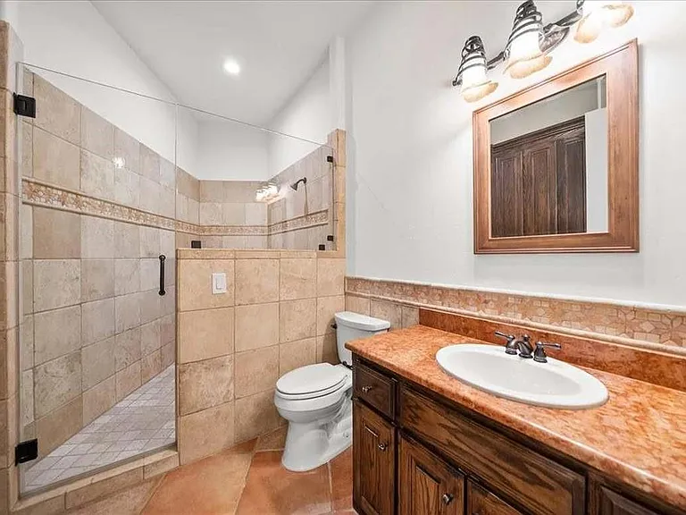 2108 W Sherman Dr — Photo 8