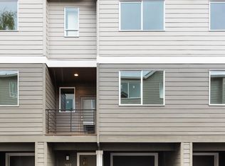 7612 SE Washington St #7, Portland, OR 97215