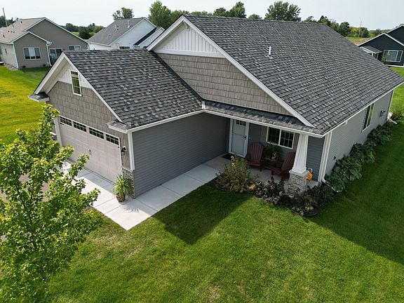2nd image of 31644 McGuire Trl