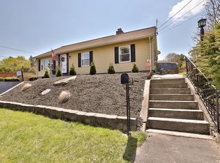 9 Mount View Ave, Auburn, MA 01501