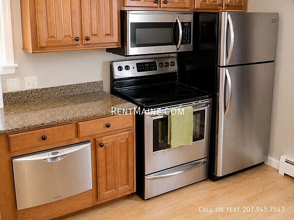 4th image of 205 Silk St