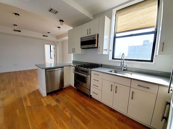 5th image of 184 Joralemon St APT 10B