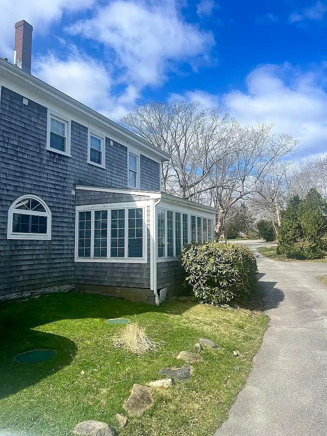 Building Photo - 275 McCorrie Ln #B