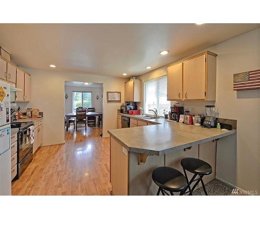 1st image of 4525 120th St NE #A