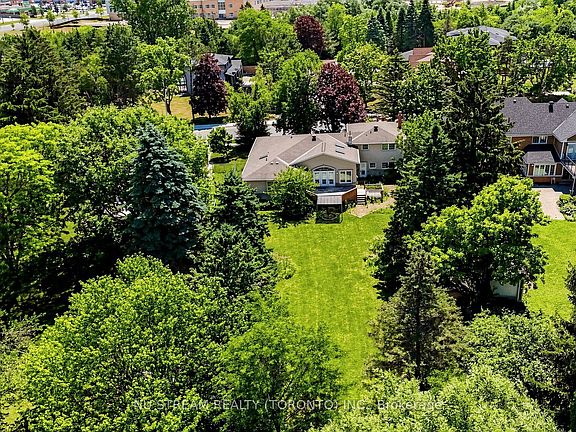 2nd image of 20 Blackforest Dr
