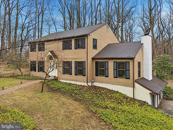 3rd image of 559 Mitchford Rd