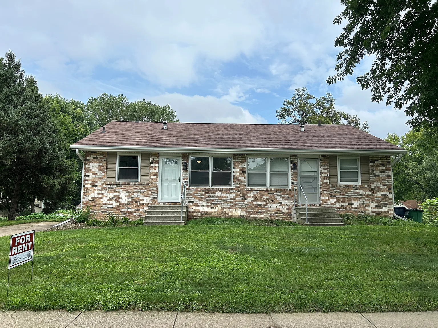 2 bed, 800 sqft, $1,295 — Photo 1