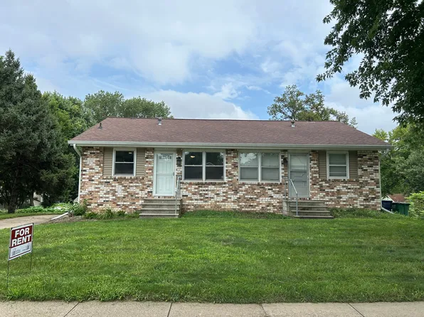 4001 79th St #4003, Urbandale, IA 50322