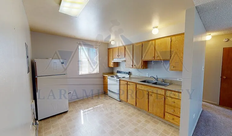 405 S 26th St #8 — Photo 3