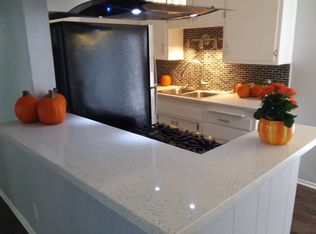 1091 N Los Robles Ave #2, Pasadena, CA 91104