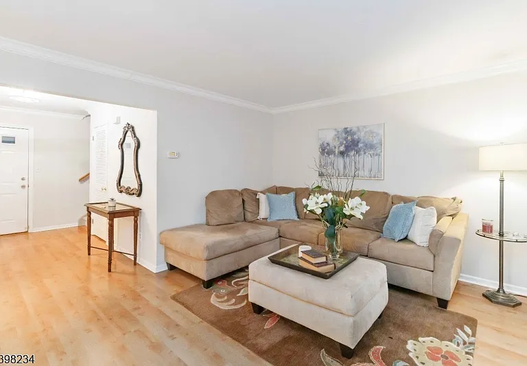 262 Vista Dr — Photo 4