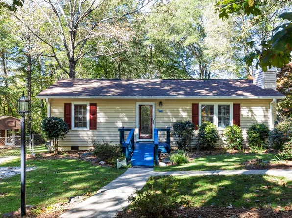 623 Post Oak Ln, Seneca, SC 29672