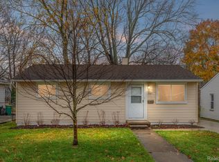 235 Ewell St, Romeo, MI 48065